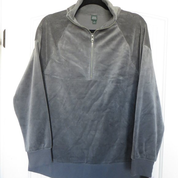 NWT Wild Fable Zip Grey Sweatshirt Size Medium - TARGET Brand
